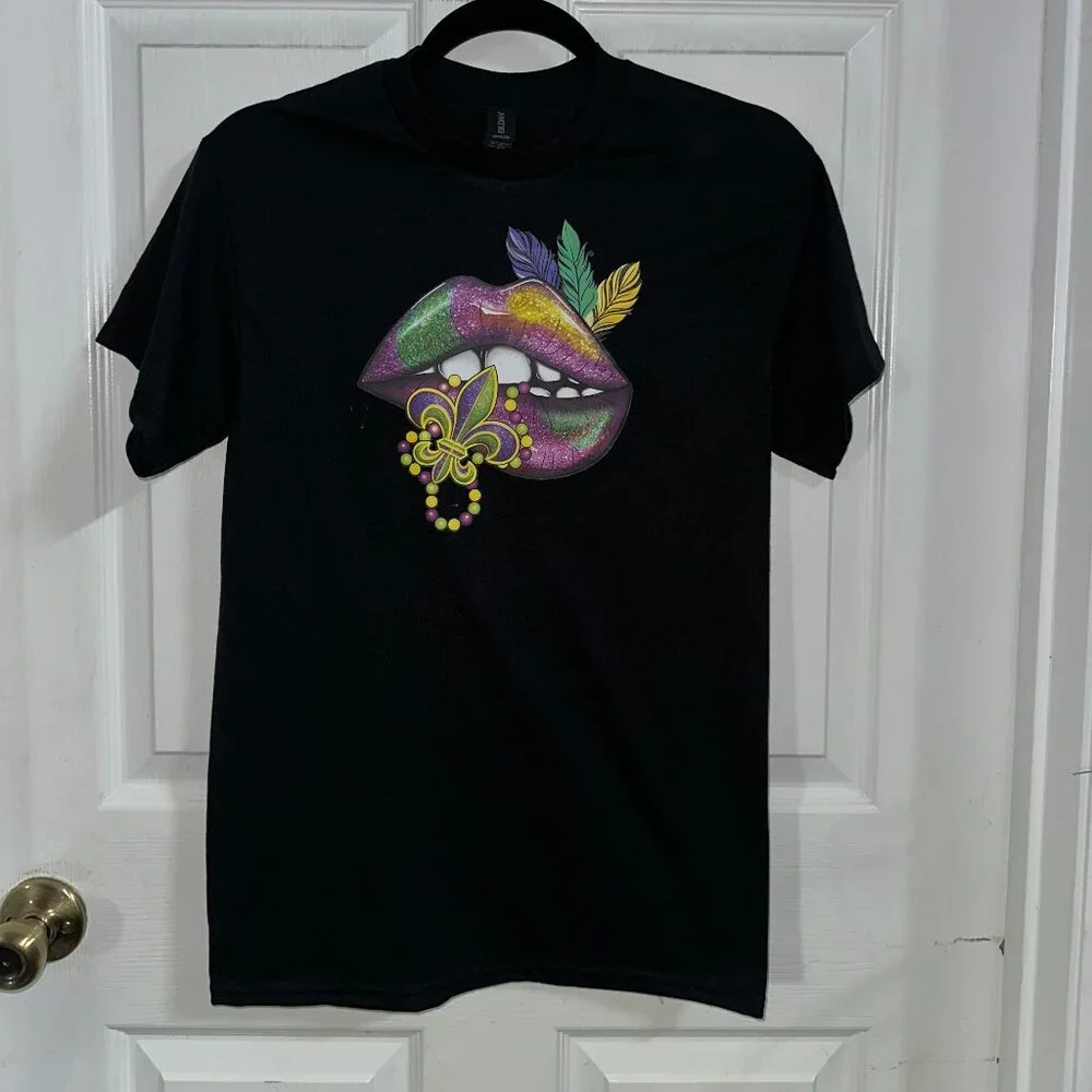 NEW Handcrafted Mardi Gras Shirt Size Small
